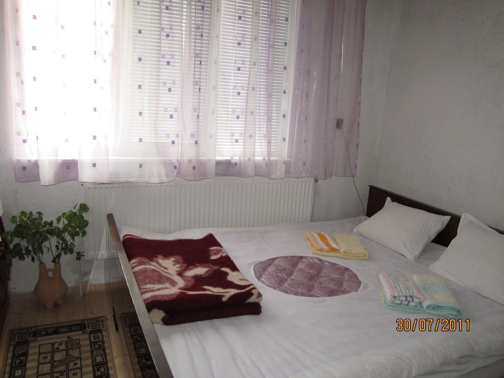 Kristal Guest House Trigrad Room photo