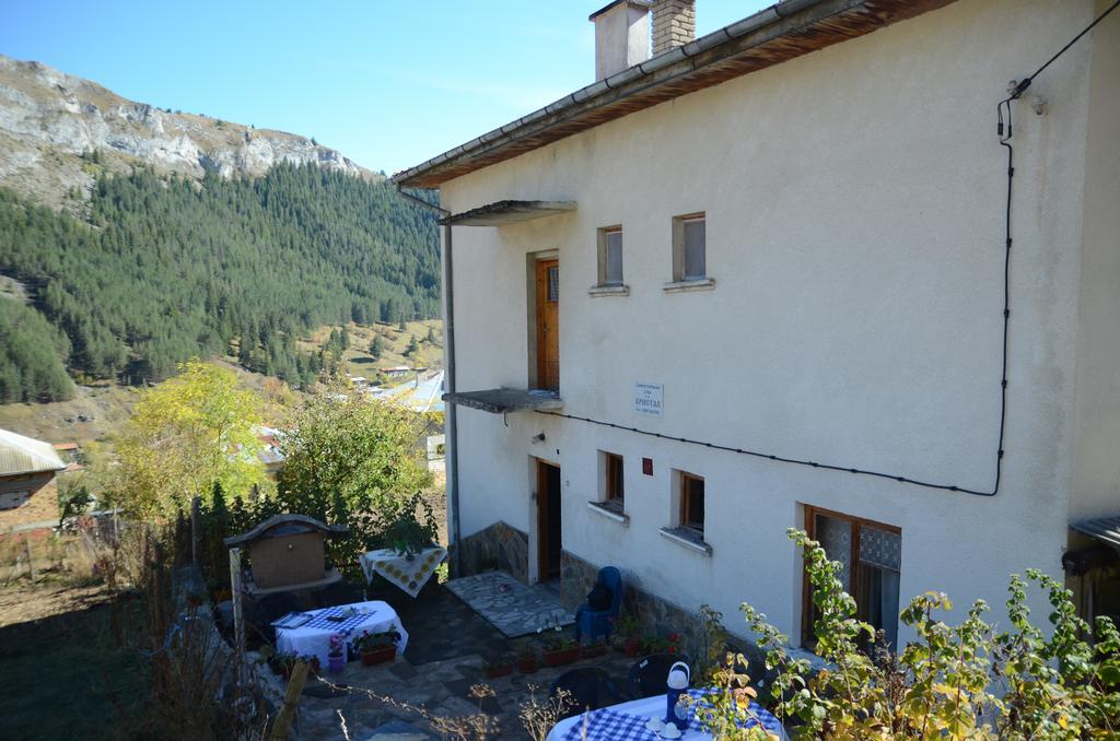 Kristal Guest House Trigrad Exterior photo